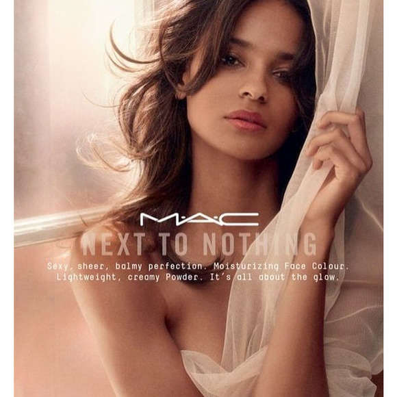 NEW - MAC Foundation "Next To Nothing" Face Colour in Dark Plus - 35 ML/1.20 OZ - Picture 5 of 10